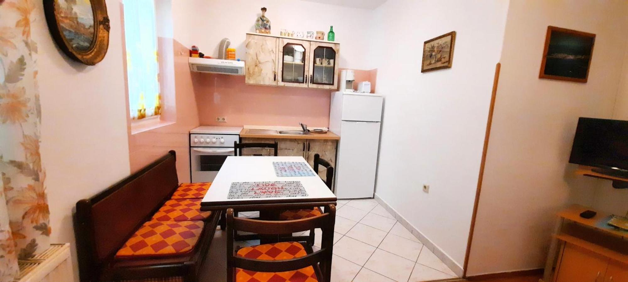 Apartmani Iskra Krk Town Exterior foto